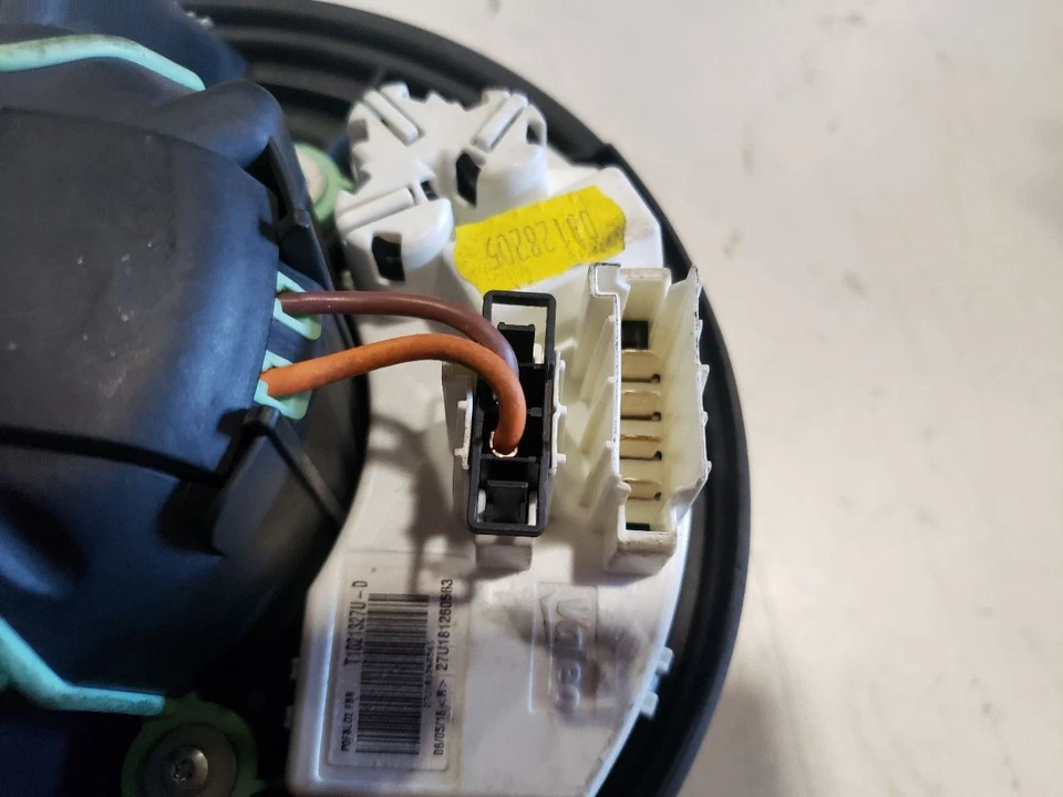 Motor soplador - BMW 323i E90 LCI 2011 automático - 09-16 OEM 693363 Foto 2 de 4