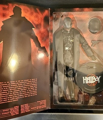 RARE! Sideshow Collectibles HELLBOY KROENEN 12