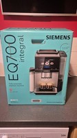 Siemens EQ700 Integral Bean-to-Cup Coffee Machine, TQ717GB3