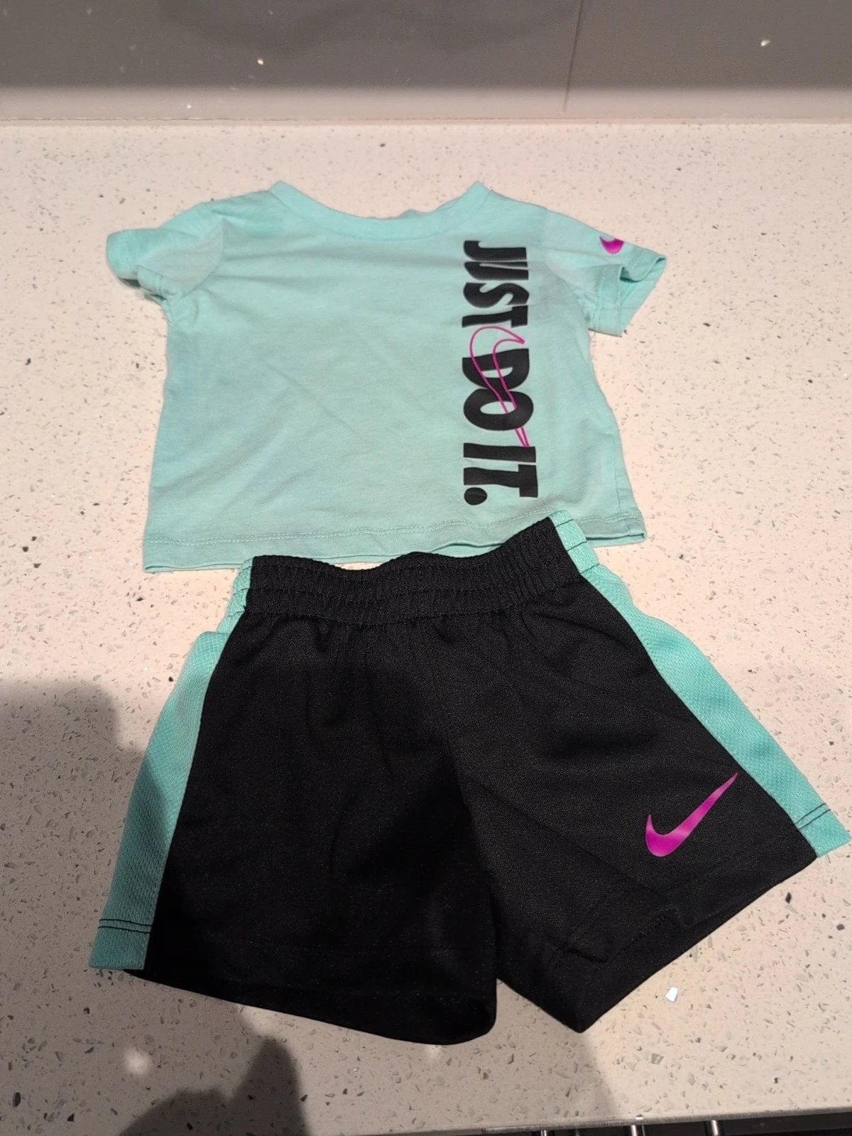 NIKE Sportswear Baby Boy’s DRI-FIT Tee Shirt & Shorts Outfit, 2-piece set - 12m