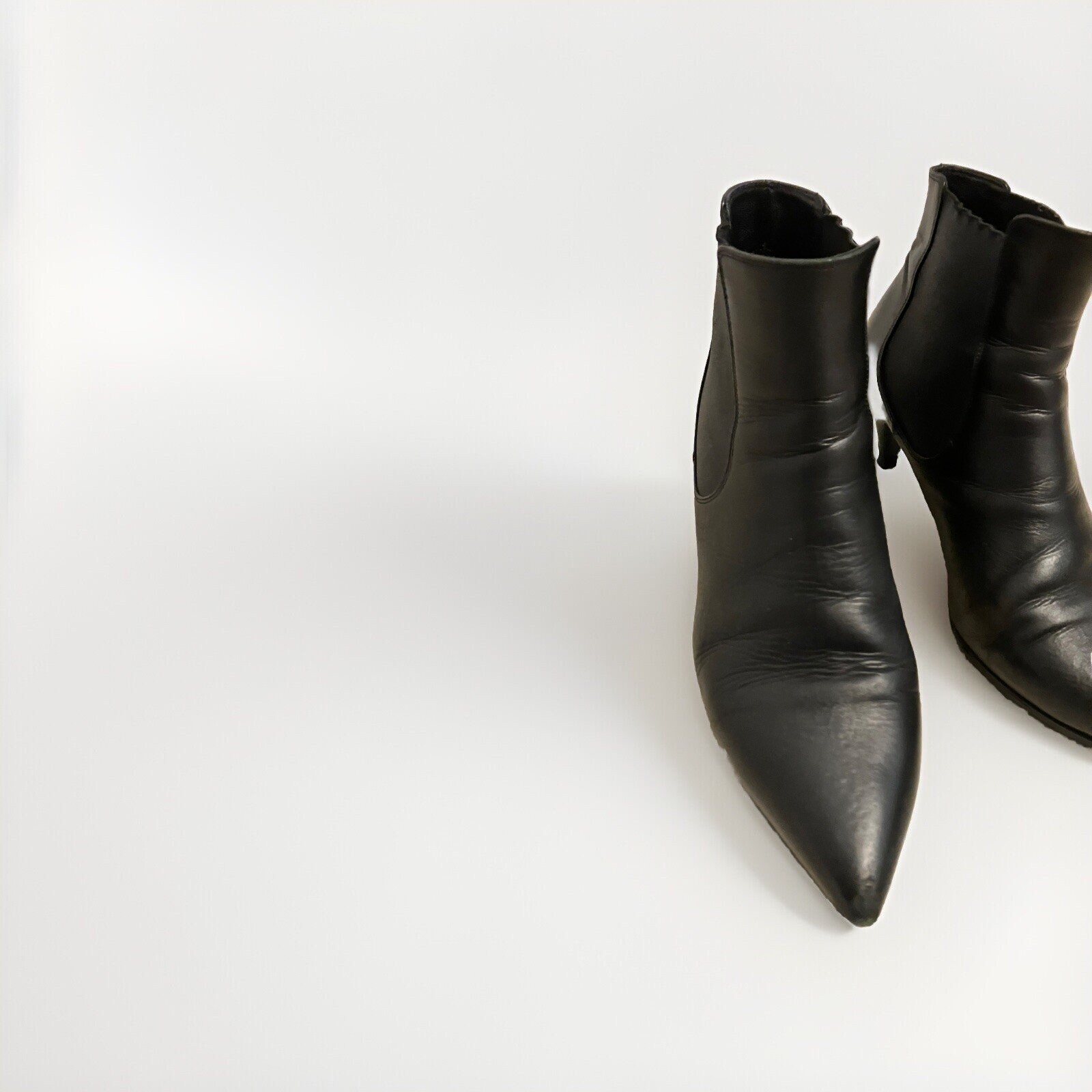 Saint Laurent Stivaletti Chelsea in pelle nera tacco a gattino taglia 7 IT 37 