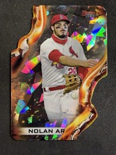 2021 Bowman's Best Nolan Arenado #HW-21 Heatwave Die-Cut Atomic Refractor