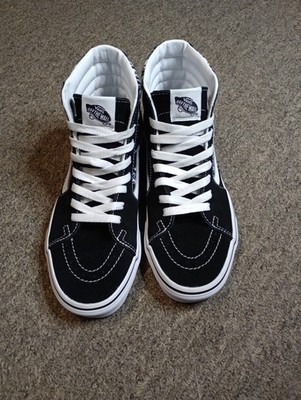 VANS Sk8-Hi Flaming Skull Size 9 Womens 7.5 Mens 