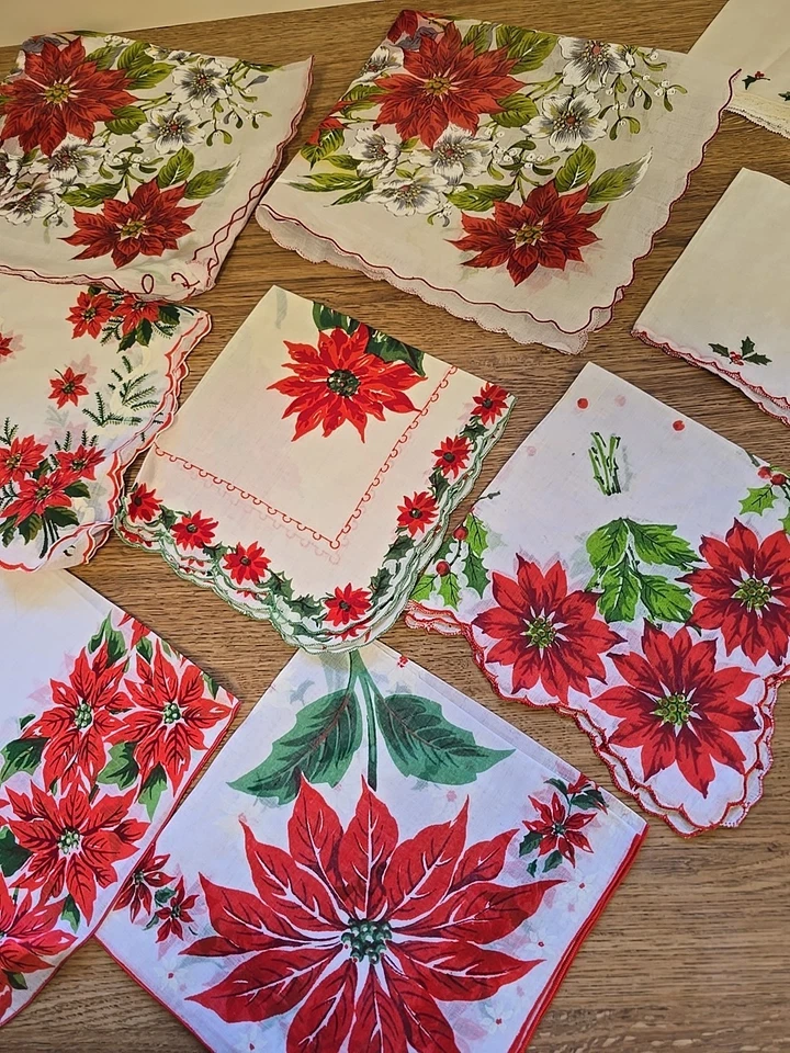 Lote 16 pañuelos de Navidad vintage - Pointsettias, muñeco de nieve, bastones de caramelo, campanas #3 Foto 3 de 4