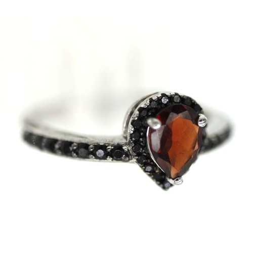 925 STERLING 3 stacking rings red and black stones 7.4 grams Size 7 NOS - Picture 5 of 11