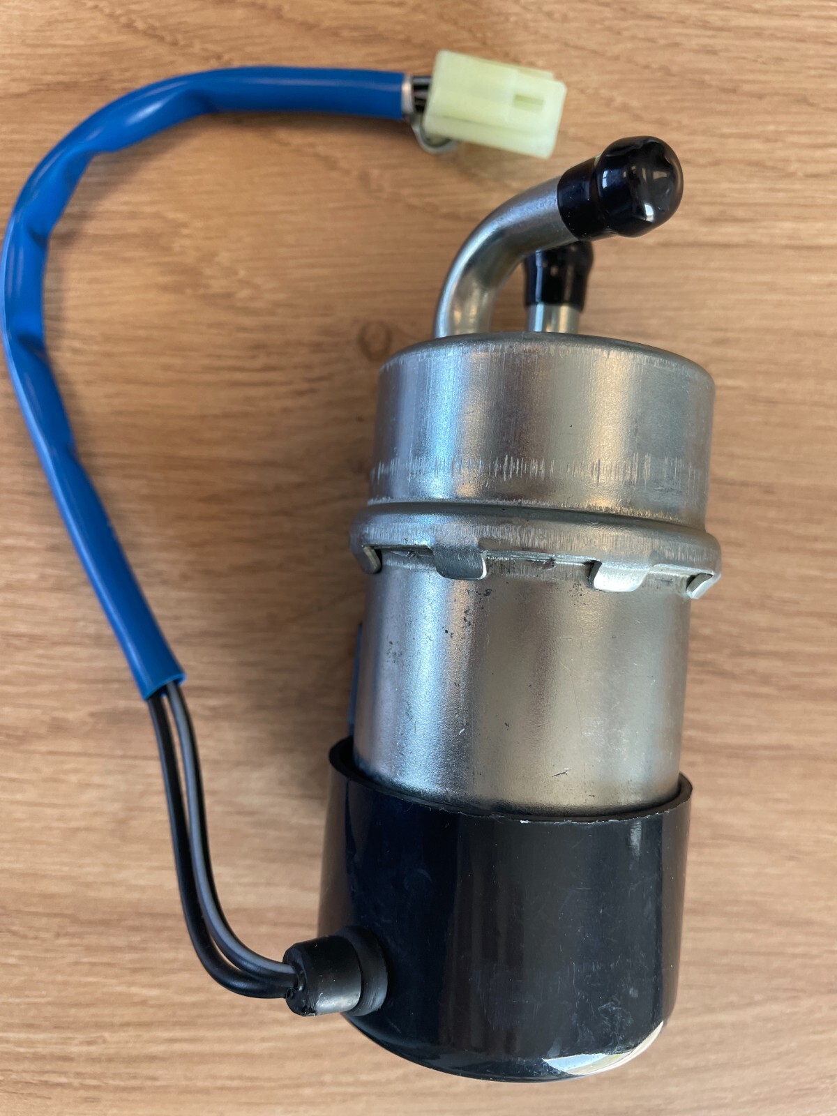 Rparer les rats moteur avec cette pompe essence Yamaha XV 1600