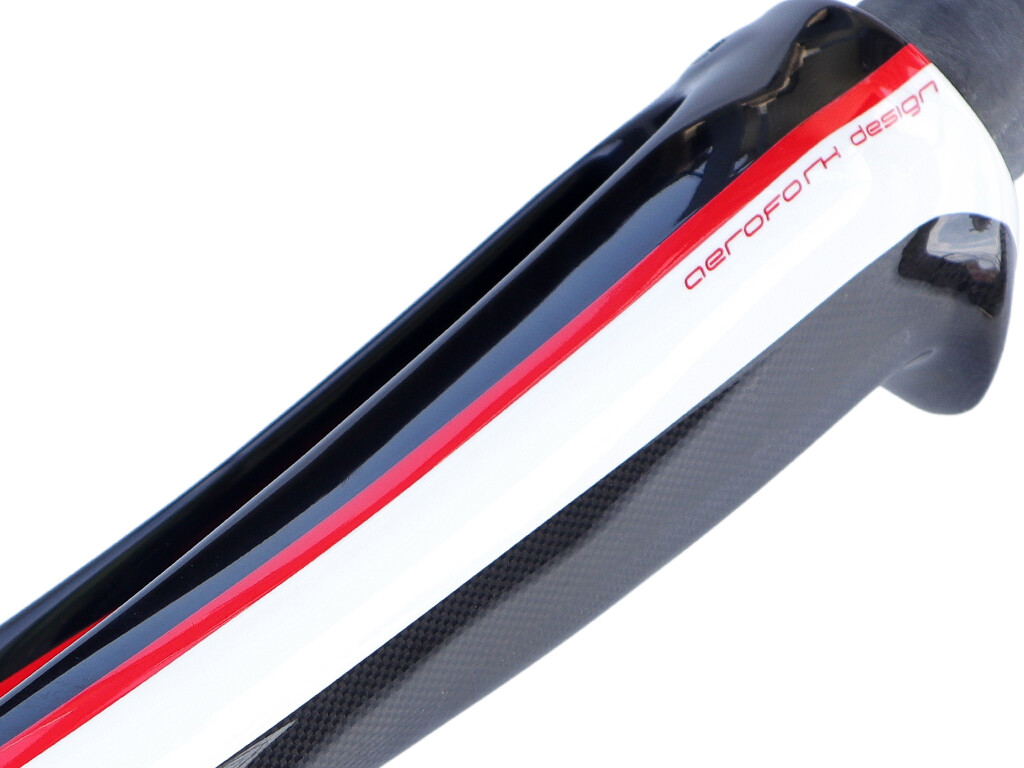 Eddy Merckx EMX-7 1K Carbon Tapered Fork 700c 9x100mm QR Eddy Merckx EMX-7 1K Carbon Tapered Fork 700c 9x100mm QR