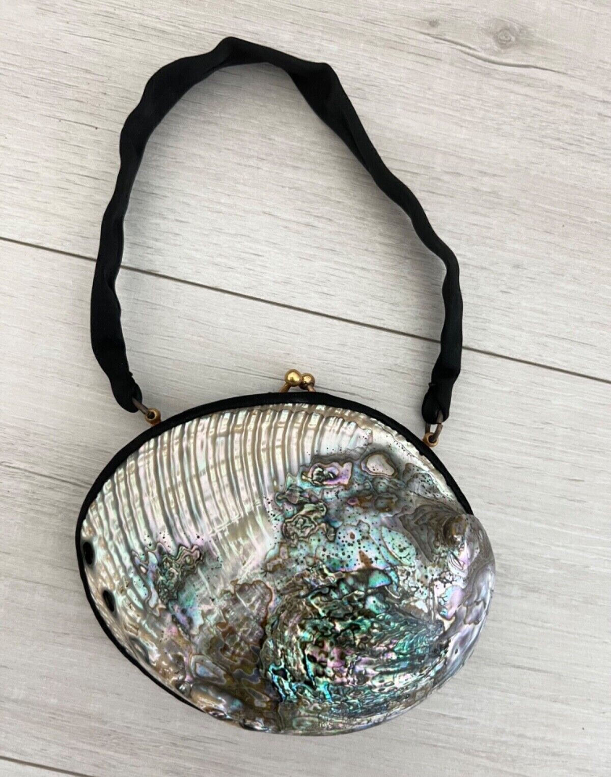 Shell Handbag THREE TURTLE DOVES - image 1