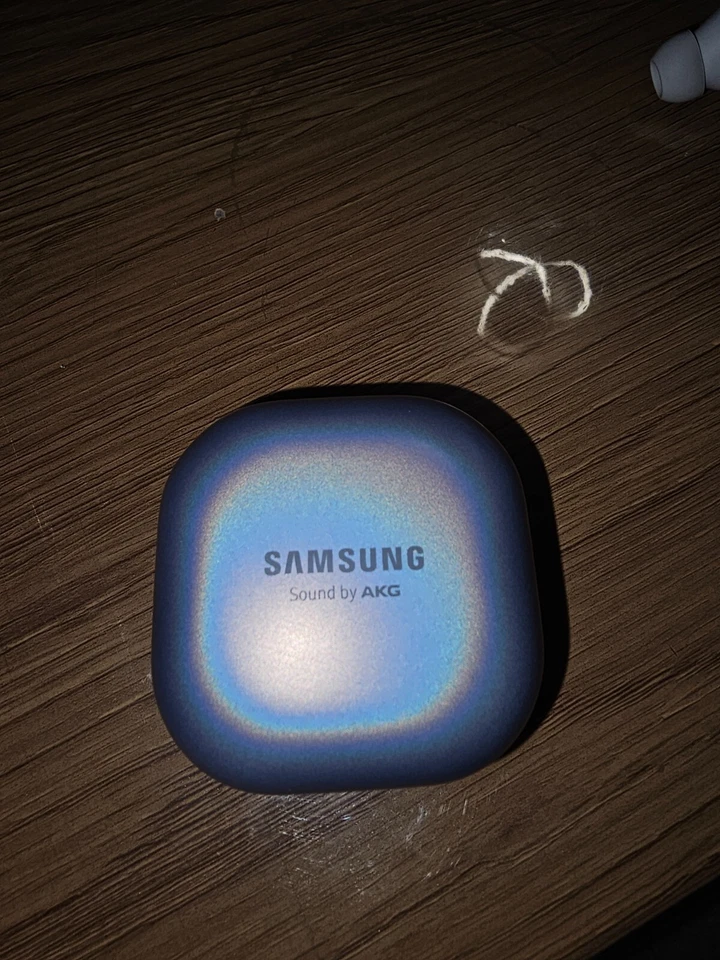 Samsung Galaxy Buds Pro, photo 1 sur 5