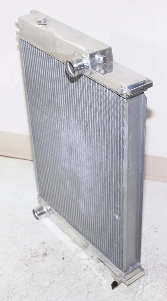2" Dual Core ALUMINUM Performance RACING RADIATOR for 90-99 BMW E36 MT ONLY - Imagem 3 de 4