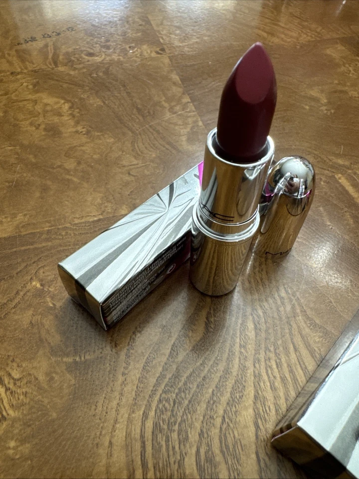 MAC Frost Lipstick (STRAIGHT FIRE) Shiny Pretty Things LE Retired RED LIP 💝 - Image 2 of 2