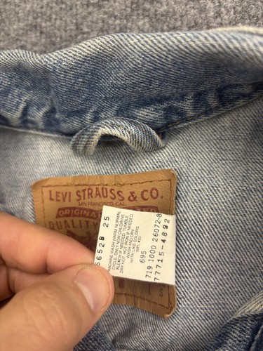 Vintage 90s Levi's Jacket Womens Small Denim USA Made Trucker Red Tab - Picture 3 of 8