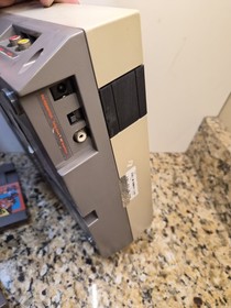 Nintendo NES Action Set Home Console - White/Gray Bundle Game FreeShipp