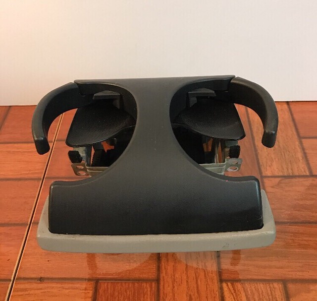 20022006 Lexus ES300 / ES330 GRAY Cup Holder Cupholder 2003 2004 2005