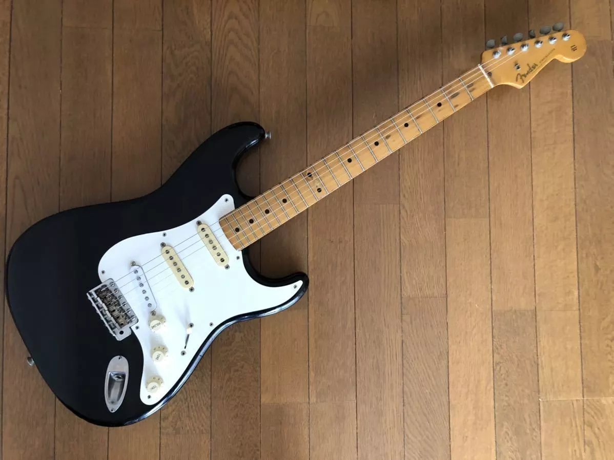 Electric Guitar Fender ST57 Stratocaster Black 1984-1987 Japan Made Electric Guitar Fender ST57 Stratocaster Black 1984-1987 Japan Made