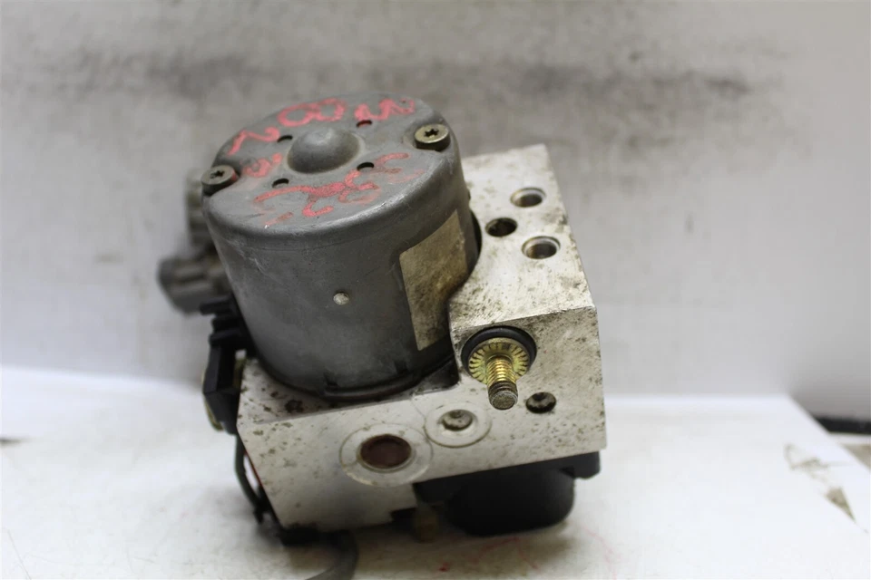 98-1999 Infiniti I30 ABS Control Bomba Freno Antibloqueo 476000L705 Módulo 501 16A1 Foto 3 de 4