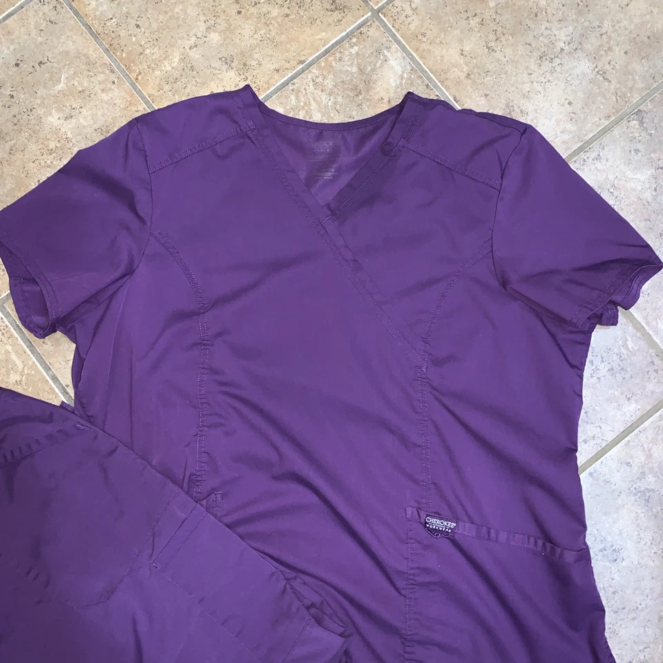 Women 2x Scrubs Purple Cherokee Brand No Rips Tate’s Or Stains. - Image 2 of 4