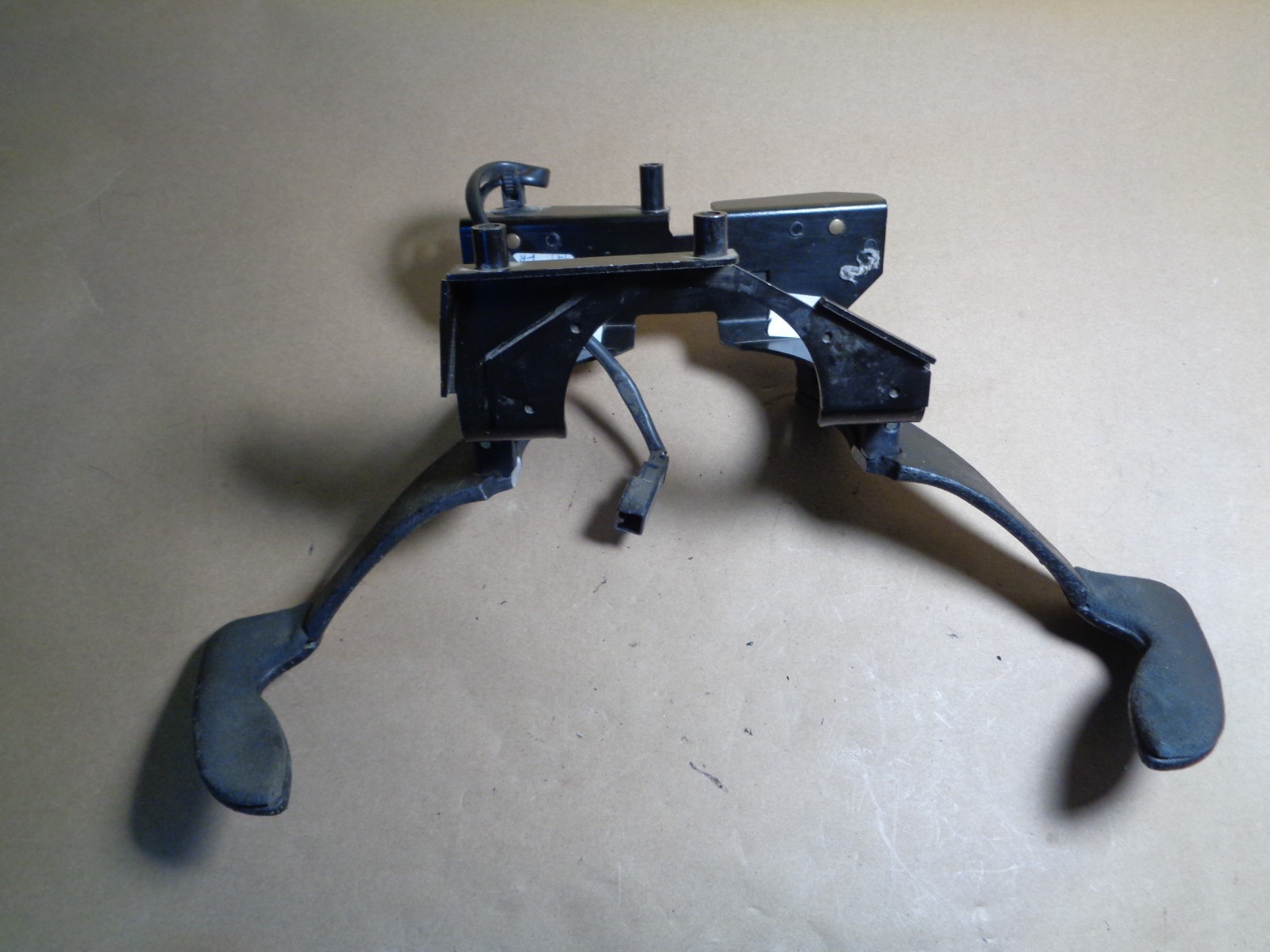 Maserati Coupe Spider OEM F1 Paddle Shift Control Levers Part # 192012