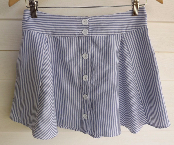 Wish Skirt 8 Womens Mini Blue White Stripe Button Up Pockets