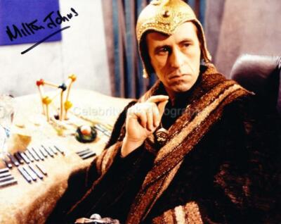 MILTON JOHNS als Kelner - Doctor Who ORIGINAL SIGNED AUTOGRAMM