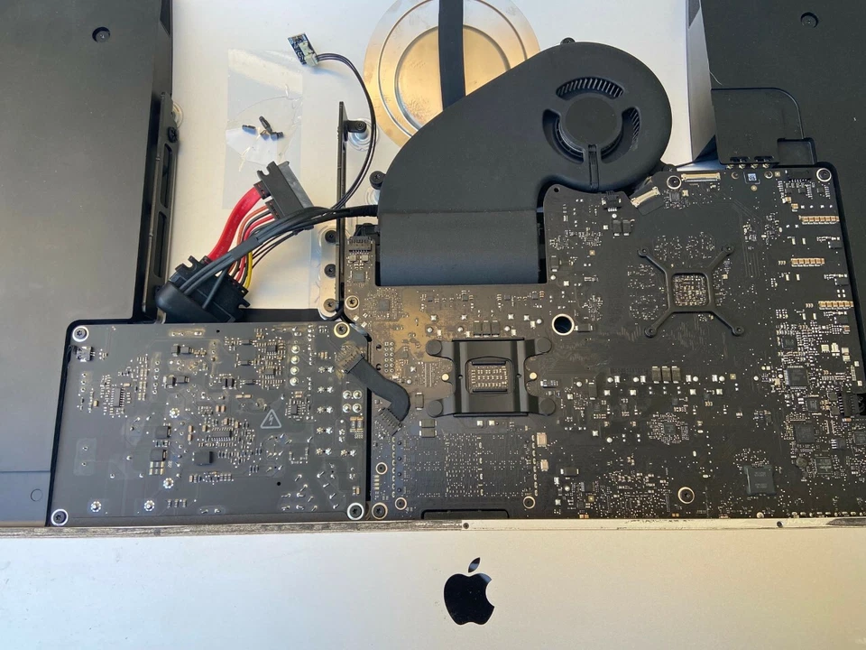 Apple iMac A1419 27" Desktop - MD095LL/A (October, 2012) - Image 3 of 4