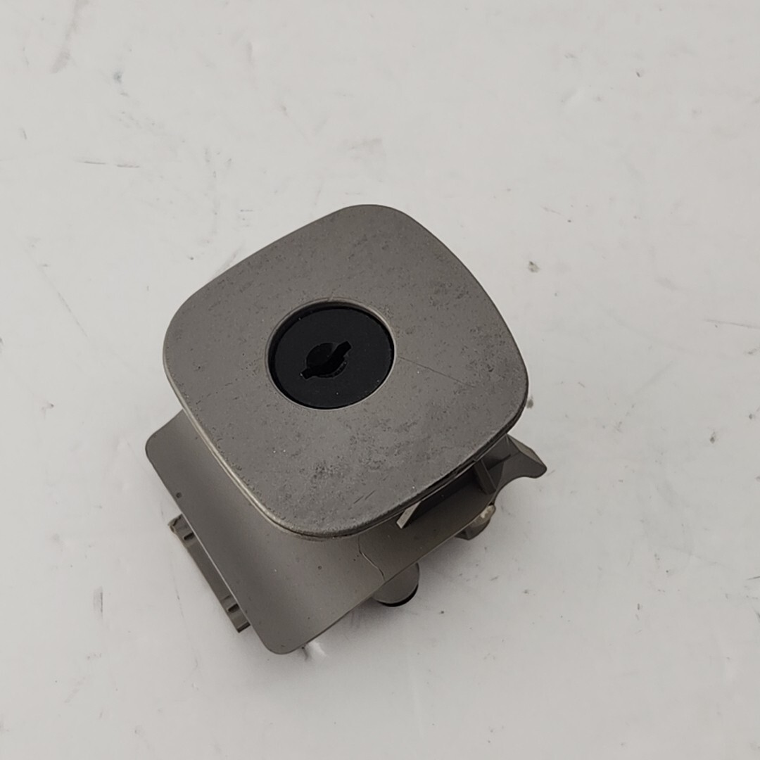 19972004 Buick CENTURY/REGAL Glove Box Latch '97 99 00 01 04 Glovebox