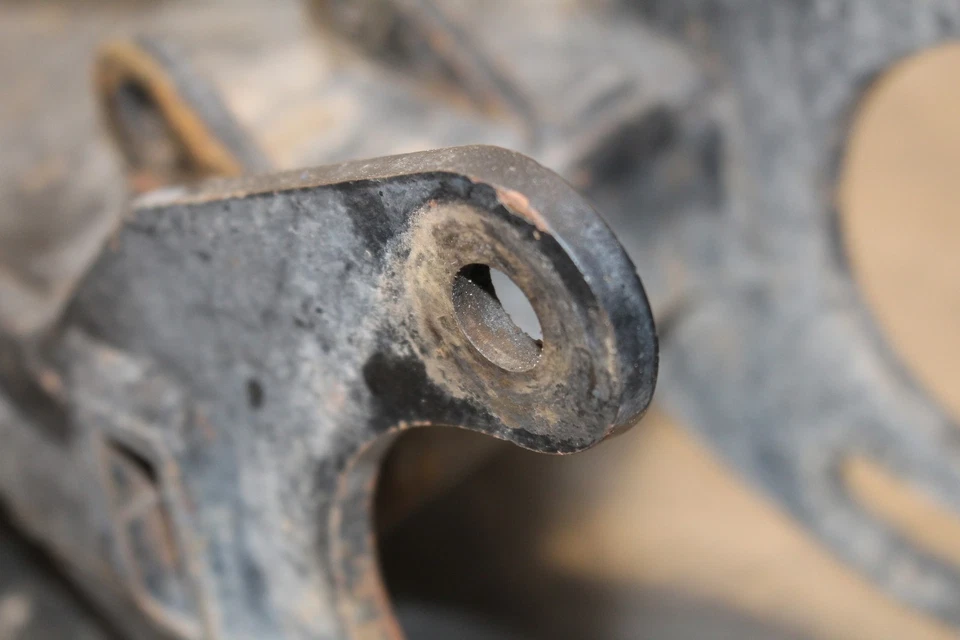 1987 Polaris Trail Boss 250R REAR SWINGARM BACK SUSPENSION SWING ARM W815 Foto 3 de 4