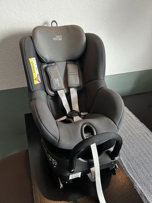Auto-Kindersitz Britax Römer Dualfix2 R, Isofix, 360 Grad drehbar, Top-Zustand