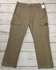 NWT Wrangler Authentics Cargo Pants Men s Sz 34x30 Beige