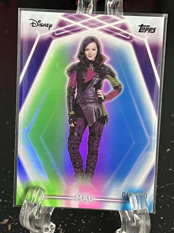 MAL       2026 Topps Disney Neon     PINK/GREEN/BLUE      043/150      PLUS BASE