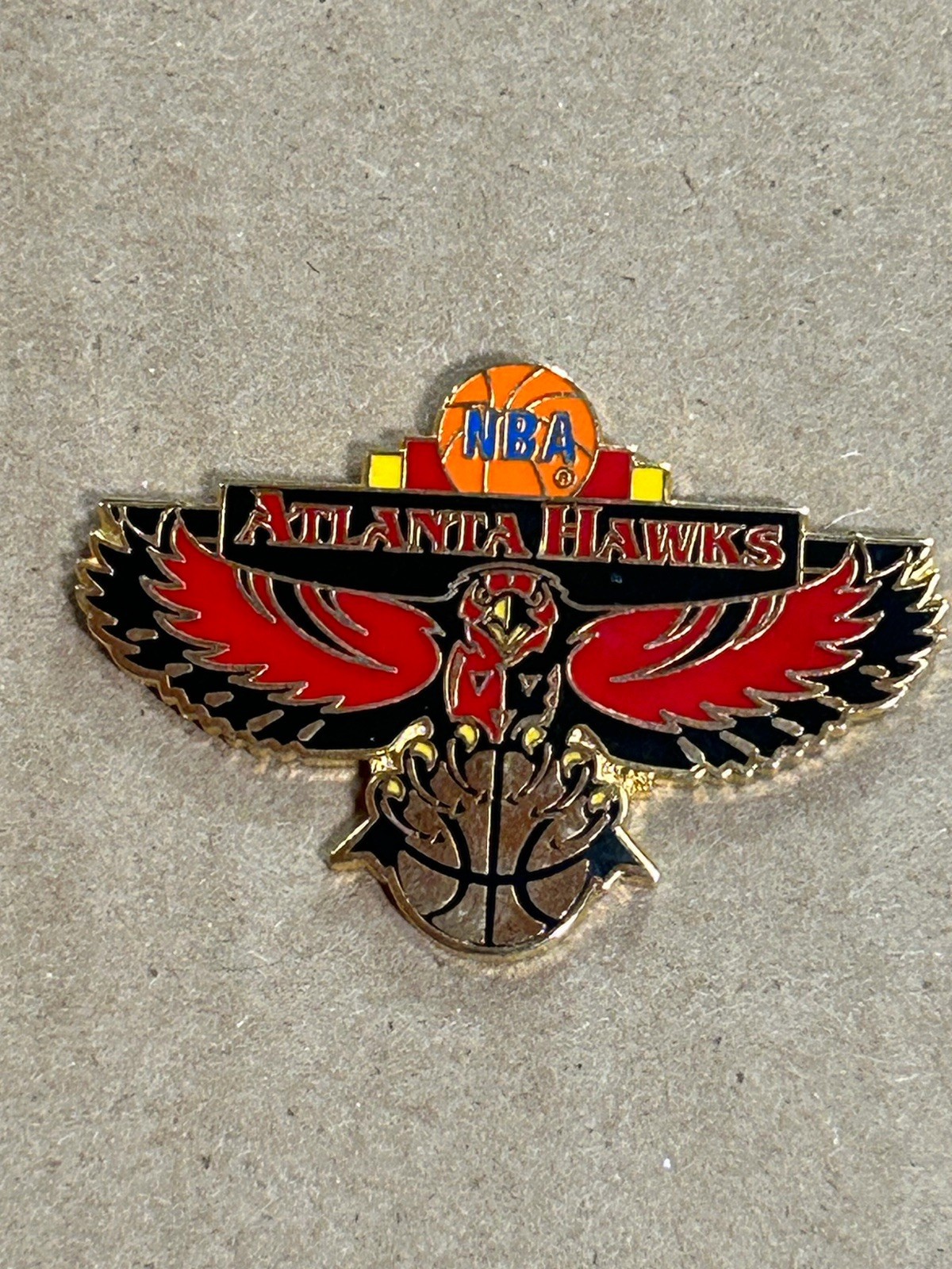 Vintage 1994 1995 Atlanta Hawks  Season NBA Basketball Hat Lapel Pin