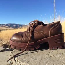 soda women's malia faux leather lace up chunky ankle boot