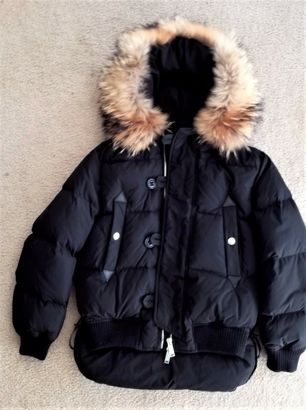 $2,200 DSQUARED2 CATEN BROTHERS Down 