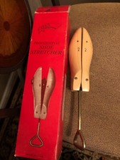 Vintage Star Professional Adjustable Wooden Shoe Stretchers Size 2 with box