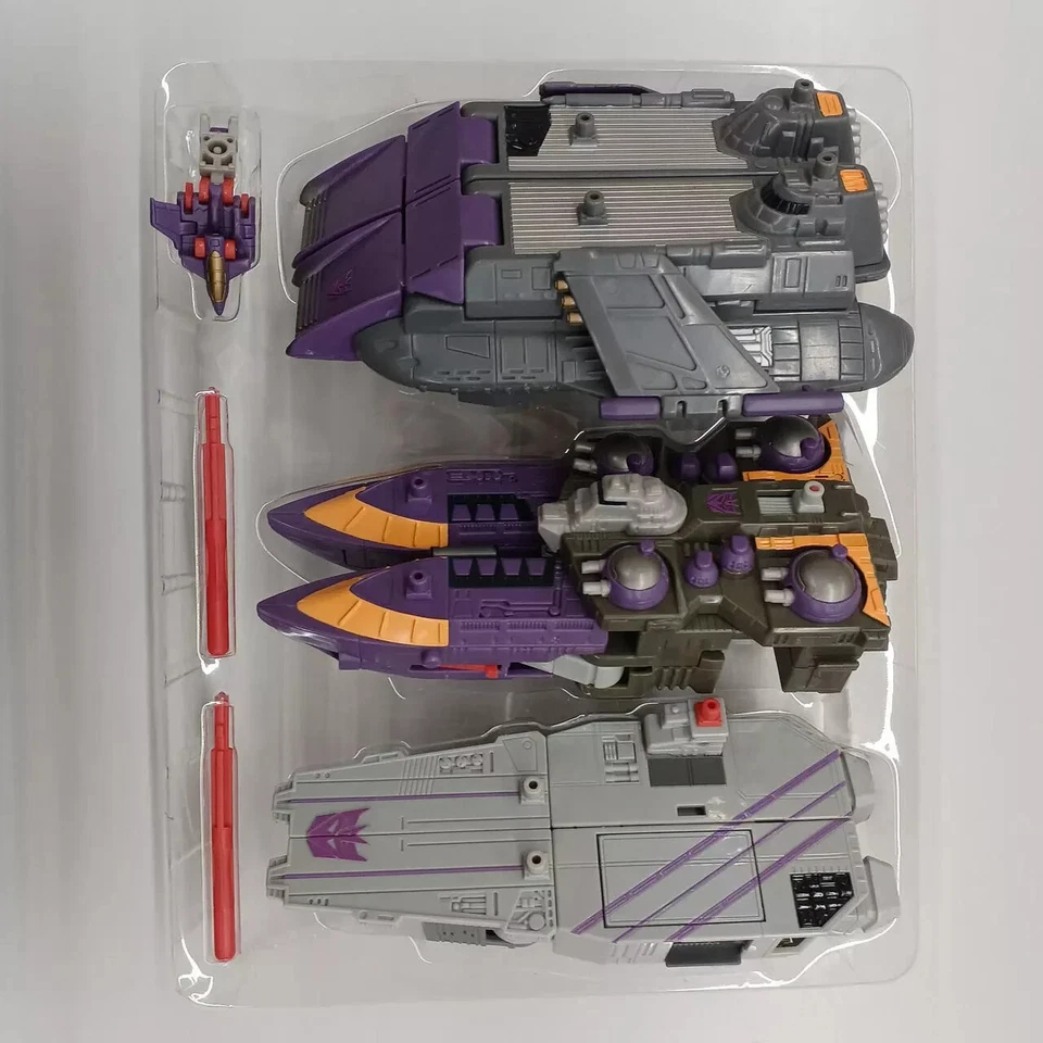Takara Tomy MD-06 Shockwave Transformers Megatron Transforming Robot Figure Toy - Image 4 of 4