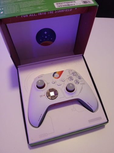 Microsoft Xbox  Starfield Limited Edition Controller – Weiß/Rot
