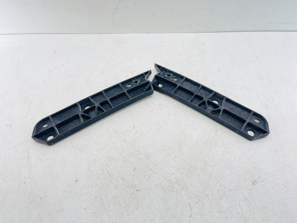 06-09 Pontiac Solstice Rear Bumper Left & Right Outer Bracket Pair SET OEM - Image 2 of 4
