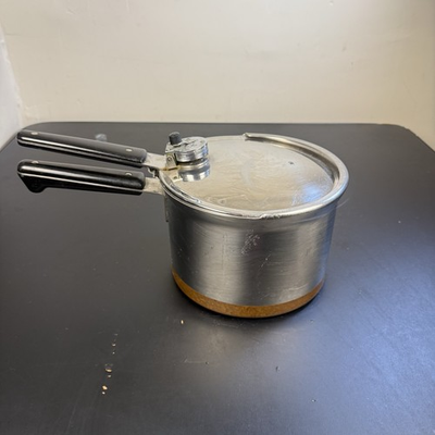 #ad Vintage Revere Ware 1801 Stainless Pressure Cooker 4 qt. Pot Copper Clad Bottom $26.99