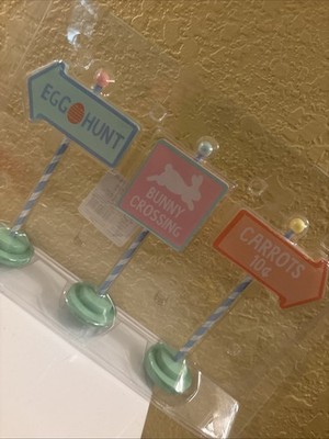 Easter 2021 Spritz 3pk Mini Egg  6  Hi Easter Hunt Signs Wood New (a86
