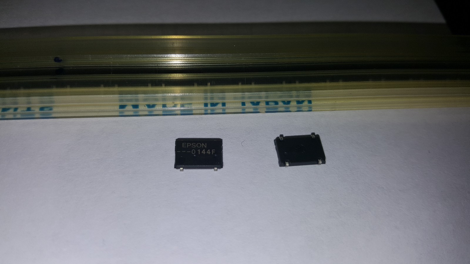 2x EPSON SG-8002JF 122.88MHZ PTM , OSCILLATOR 5V 122.88MHZ , SMD-4 , C ...