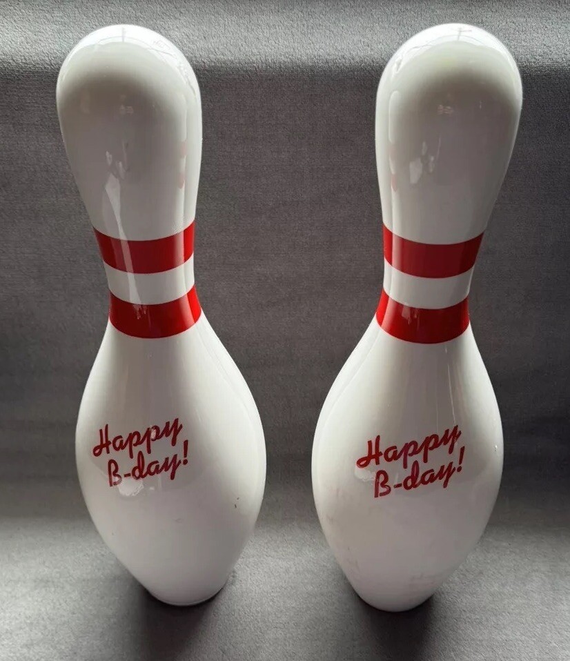 ボウリングピン　USA製品　　　  　　　ハッピーバースデー    2本です。 2 AMF Happy B-Day Birthday Bowling Pin Red Striped Authentic