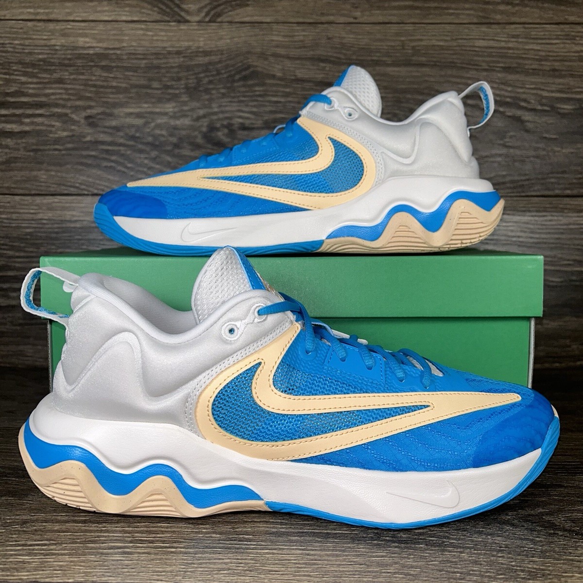 Nike Men's Giannis Immortality 3 Nigeria x Greece Basketball Shoes