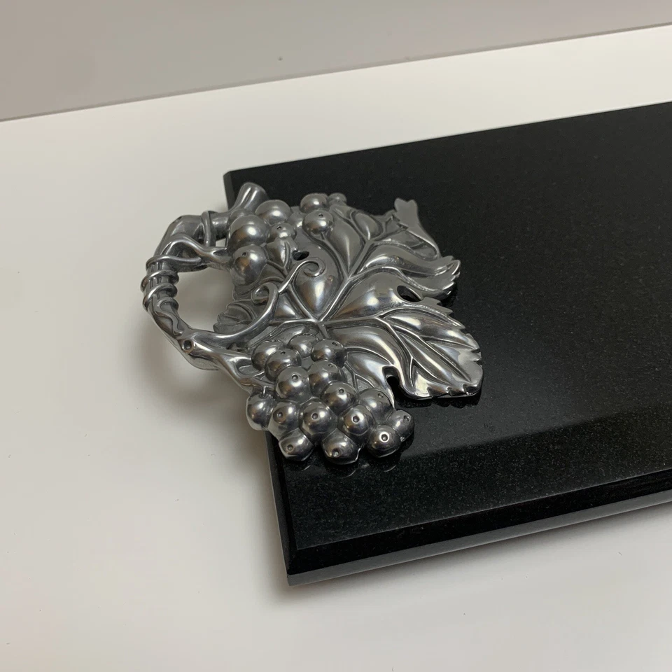 Bandeja de queso de uva de peltre de mármol negro charcutería granito de colección Arthur Court Foto 4 de 4