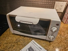 Essential Home White Toaster Oven