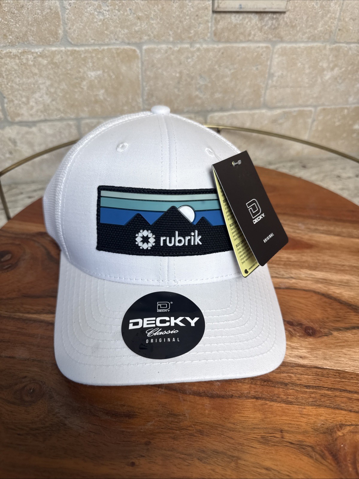Rubrik Patch Snapback Trucker Hat White One Size Mesh Decky *New with Tags*