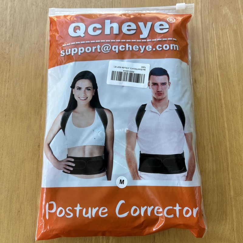 Qcheye Posture Corrector Medium Adjustable