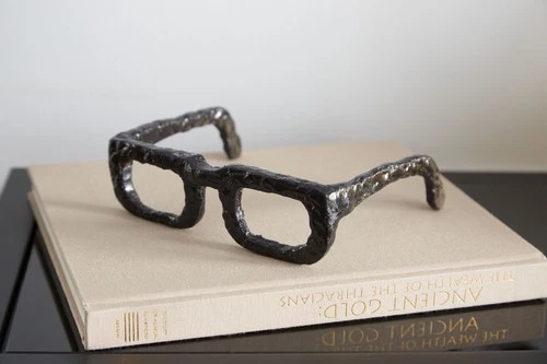 Cyan lighting - 7 Inch sculptured spectacle - Picture 4 of 4