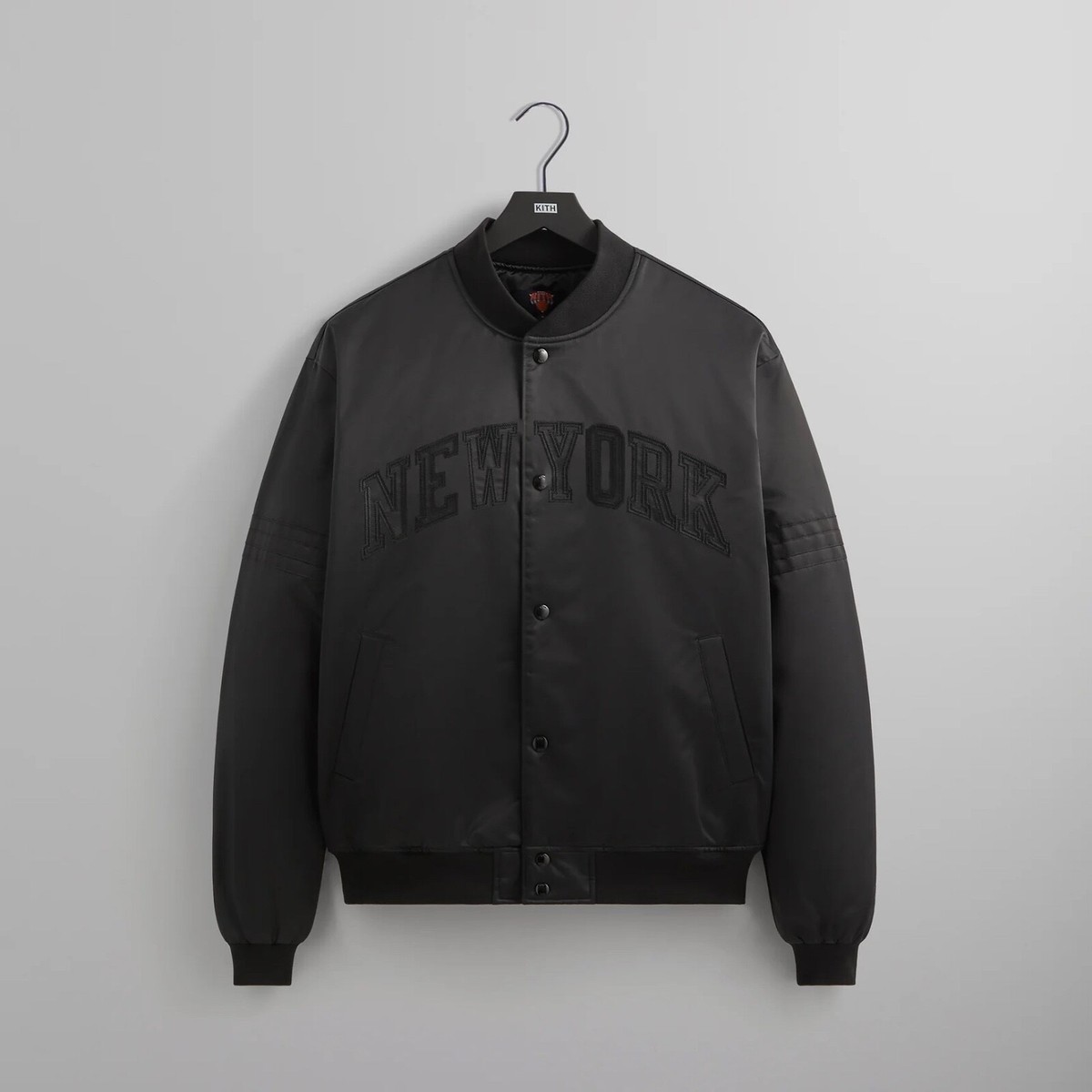 Kith ニューヨーク・ニックスボールサテンボンバージャケット FW24 | Kith for the New York Knicks Ball Satin Bomber Jacket | XL