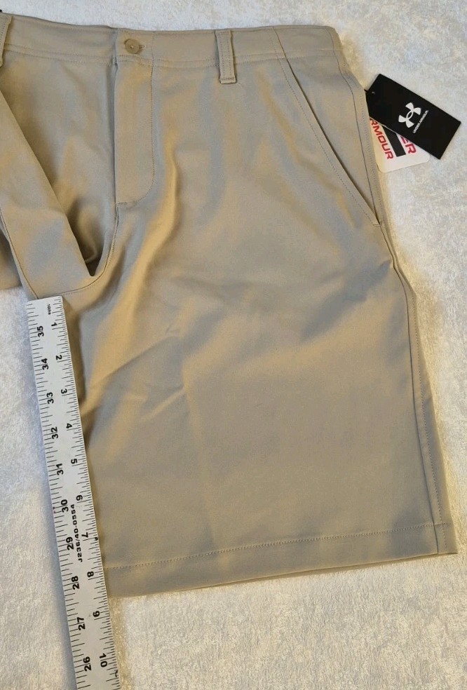 Under Armour Boys Beige Golf Chino Shorts Lightweight Polyester Regular Fit YXL thumbnail 4