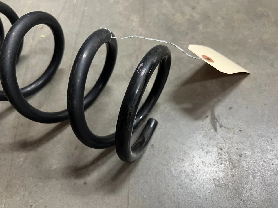 Nissan 350z 2003 2004 2005 bobina de resorte trasero derecho pasajero OEM #0794 Foto 4 de 4